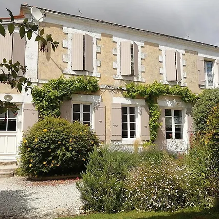 Couette-café Le Balloir 3*