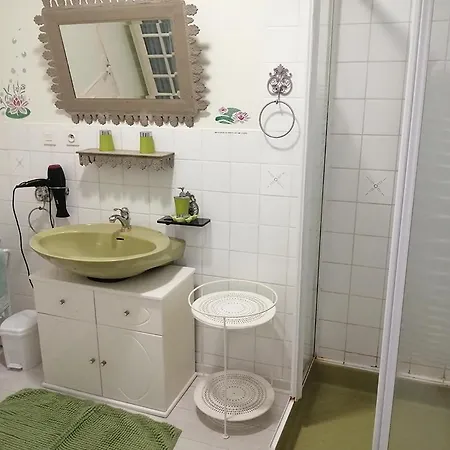 Le Balloir Couette-café Thairé